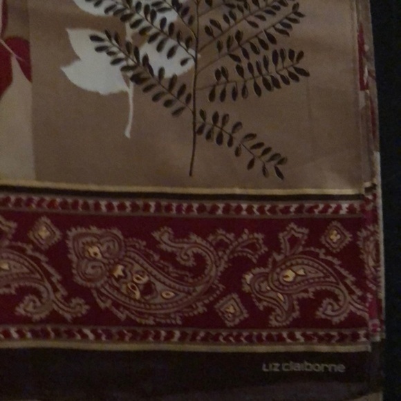 LIZ CLAIBORN SILK OBLONG SCARF - Picture 8 of 8